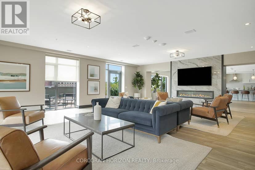 1511 - 15 Glebe Street — photo 8 of 35