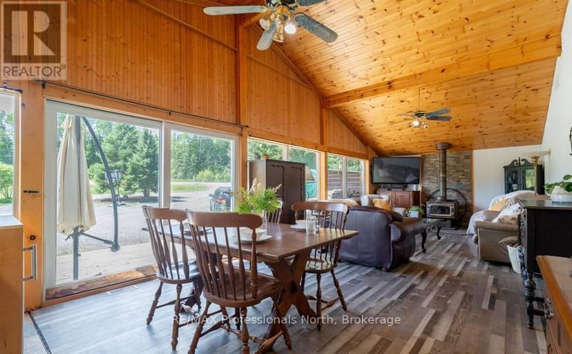899 Katrine Road — photo 11 of 40