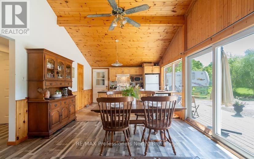 899 Katrine Road — photo 13 of 40