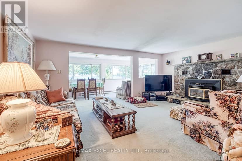 124 Moore's Beach Road — photo 10 of 33