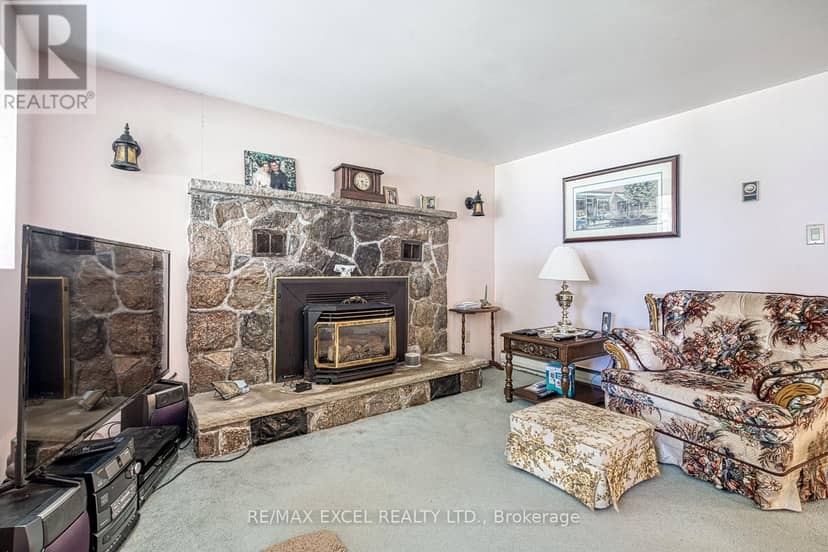 124 Moore's Beach Road — photo 13 of 33