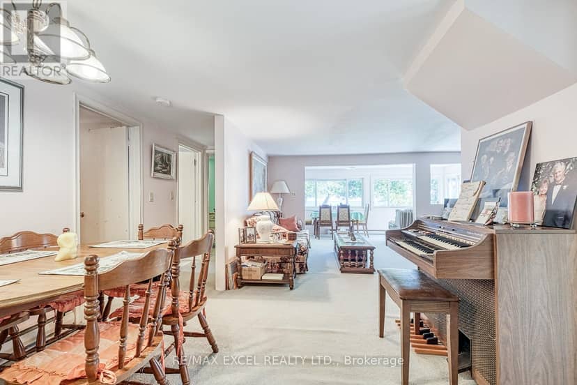 124 Moore's Beach Road — photo 9 of 33