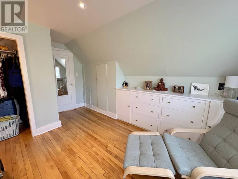 150 Mount Edward Road — photo 16 of 21