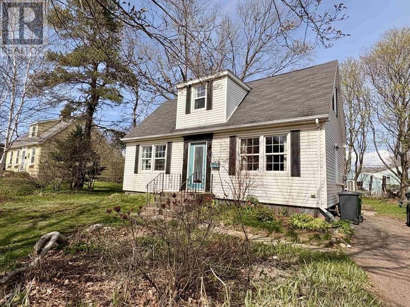 150 Mount Edward Road — photo 2 of 21