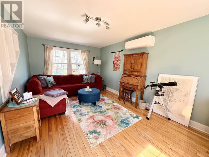 150 Mount Edward Road — photo 4 of 21