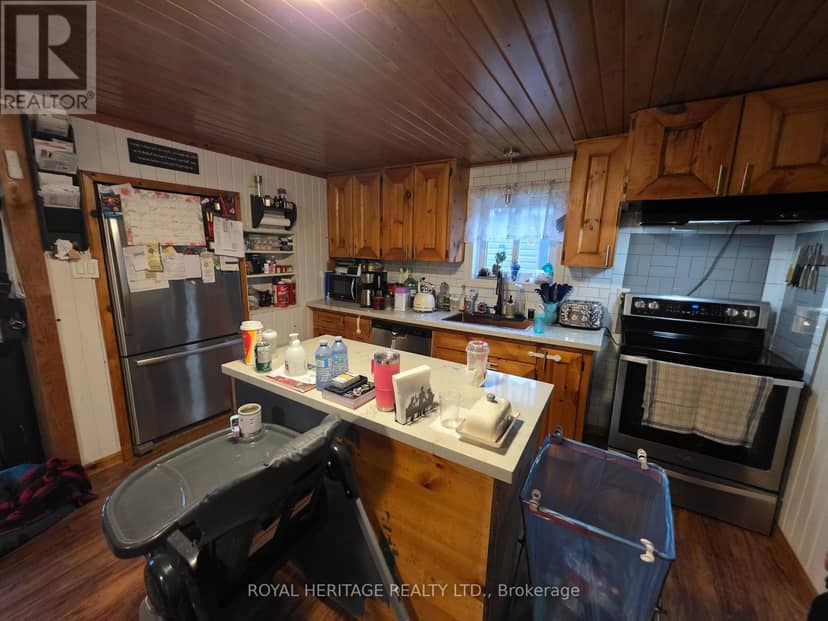 20 Lilac Lane — photo 10 of 23