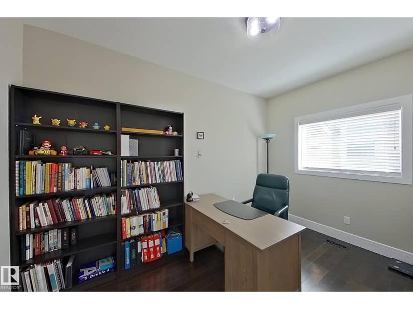 5512 64 ST — photo 17 of 40