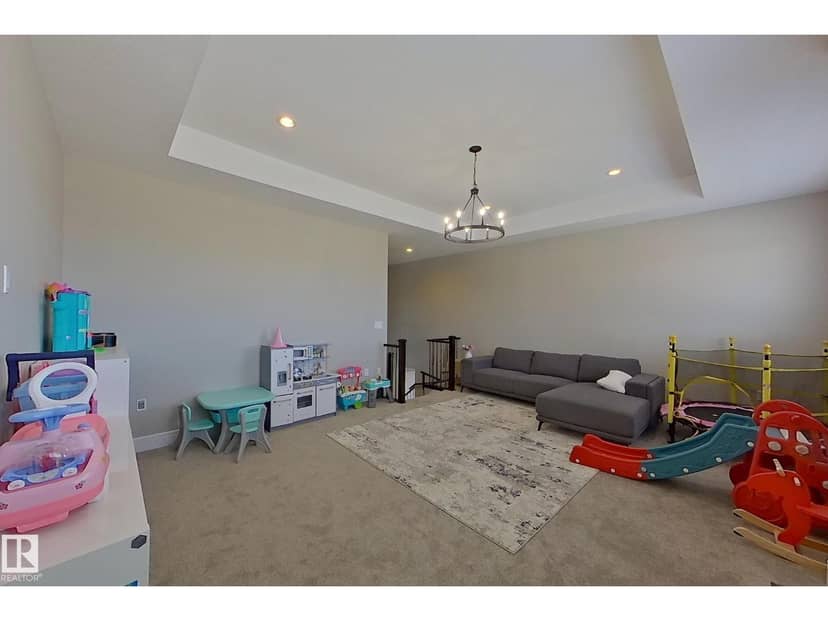 5512 64 ST — photo 21 of 40