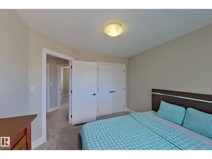 5512 64 ST — photo 32 of 40