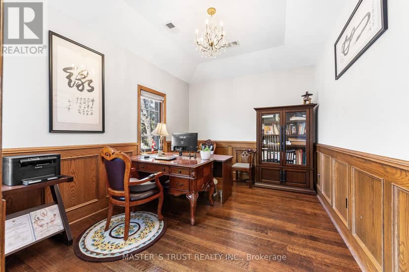 243 Burbank Drive — photo 17 of 40