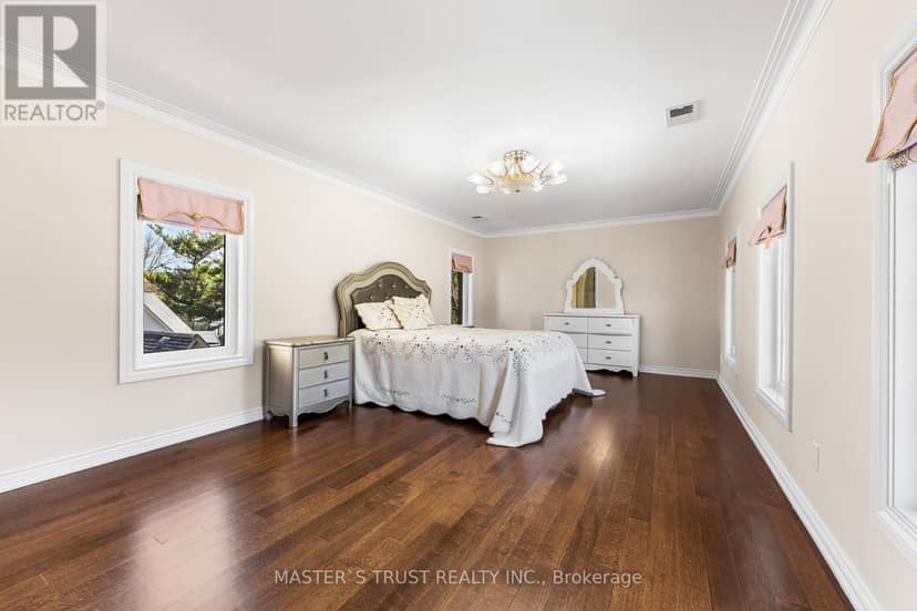 243 Burbank Drive — photo 18 of 40
