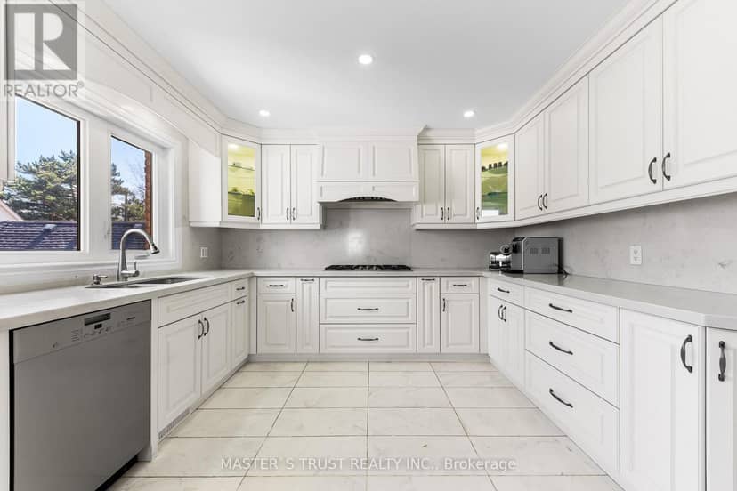 243 Burbank Drive — photo 2 of 40