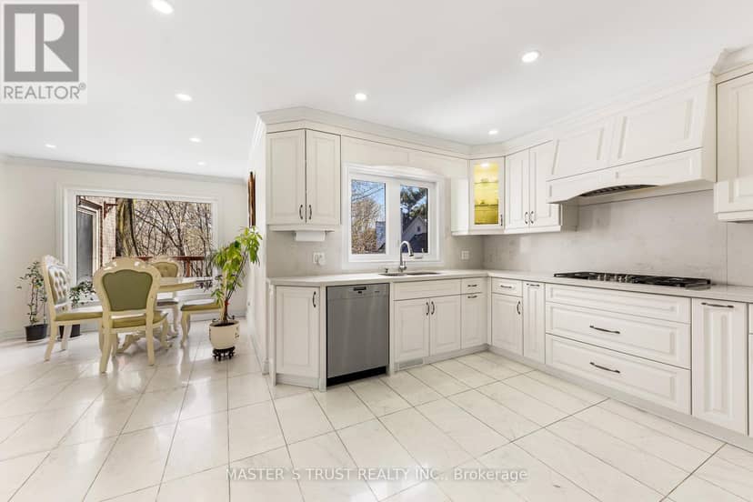 243 Burbank Drive — photo 4 of 40