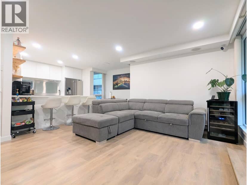 T6903 3980 CARRIGAN COURT, Burnaby, photo 3