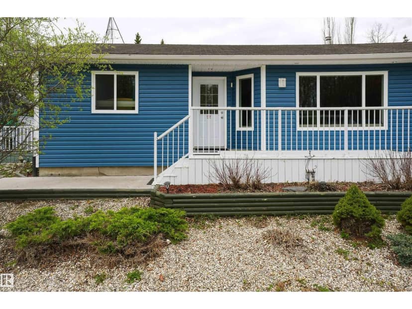 1515 Marine CR, Rural Lac Ste. Anne County