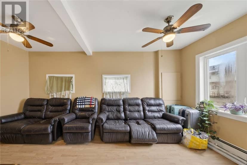 611-619 Laforest Avenue — photo 32 of 40