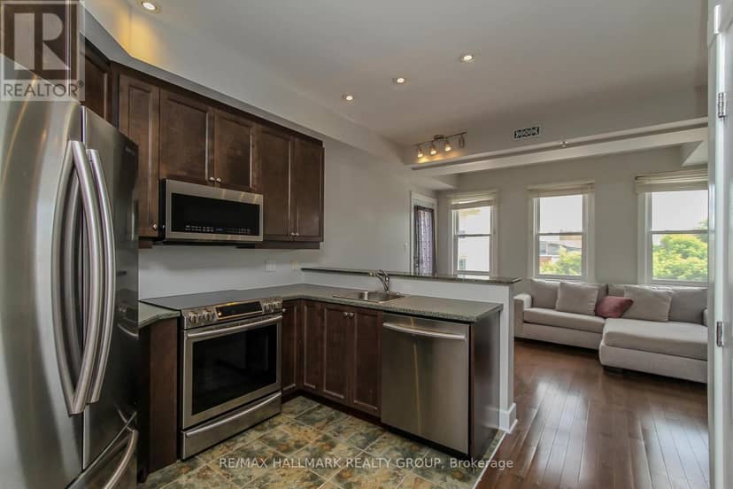 B307 - 124 Guigues Avenue — photo 6 of 16
