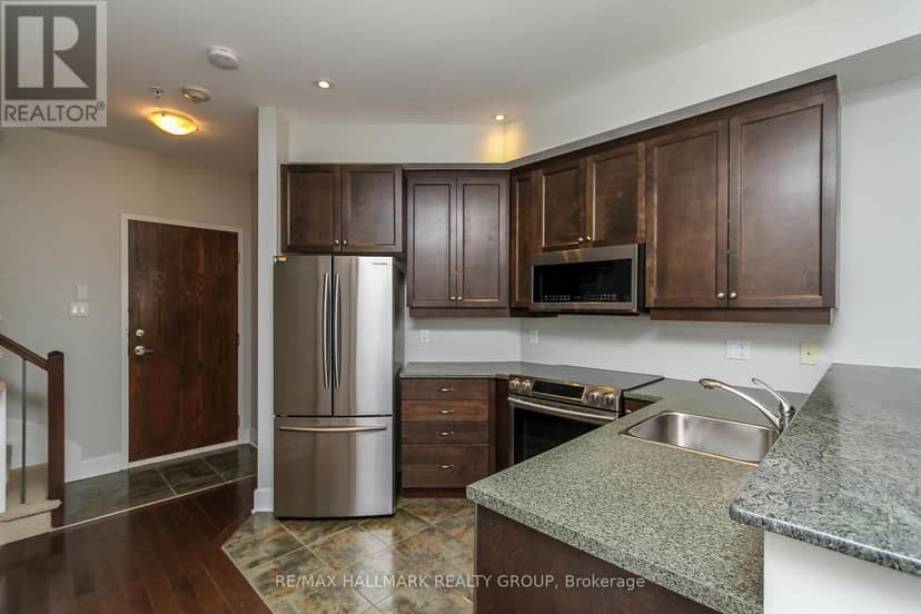 B307 - 124 Guigues Avenue — photo 7 of 16
