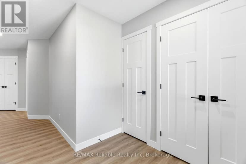 152 Sills Street — photo 9 of 40