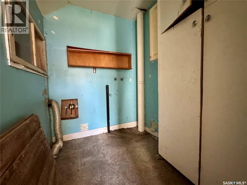 407 Broad STREET, Cut Knife, photo 6