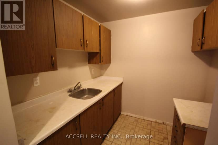 212 - 276 Merritt Avenue — photo 10 of 10