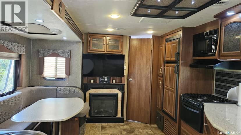 83 Enchanted Loop Deep Woods RV Campground, Wakaw Lake, photo 5