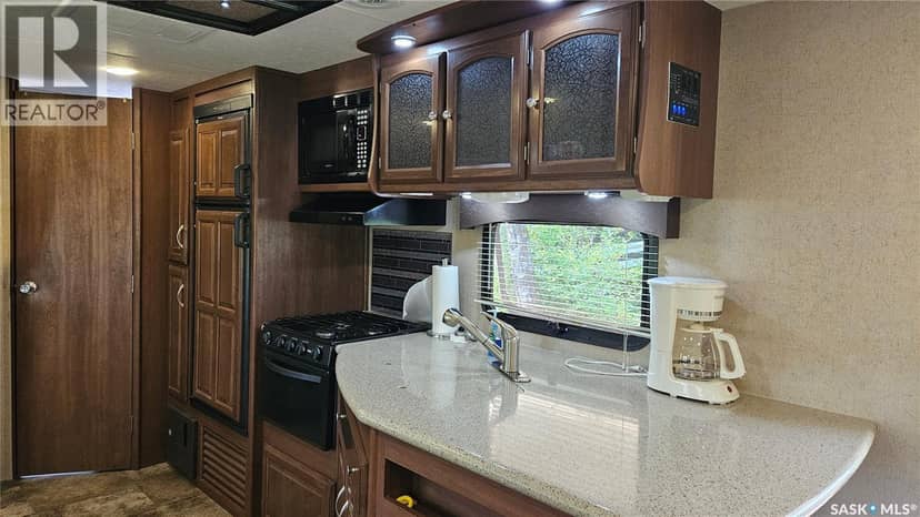 83 Enchanted Loop Deep Woods RV Campground, Wakaw Lake, photo 6