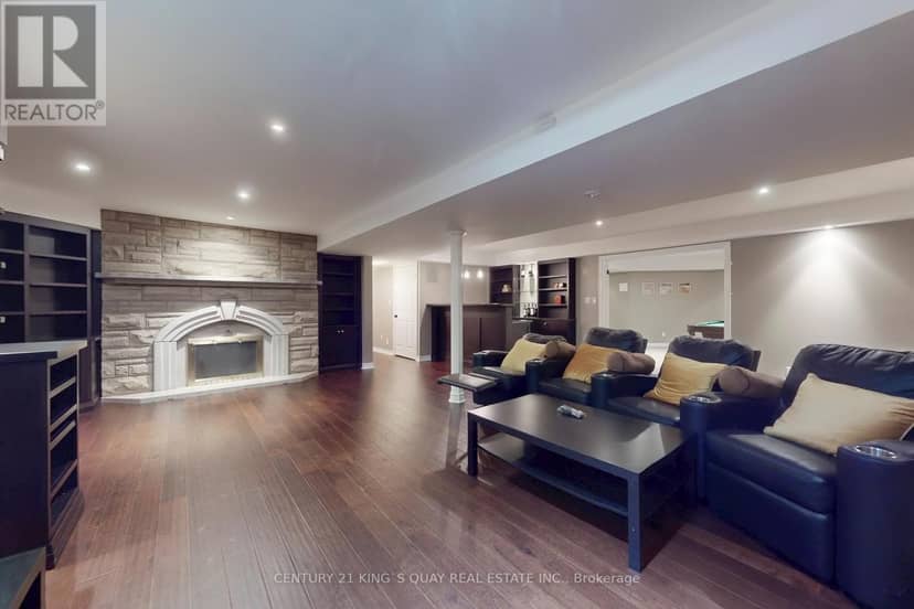 110 Crawford Crescent — photo 35 of 40