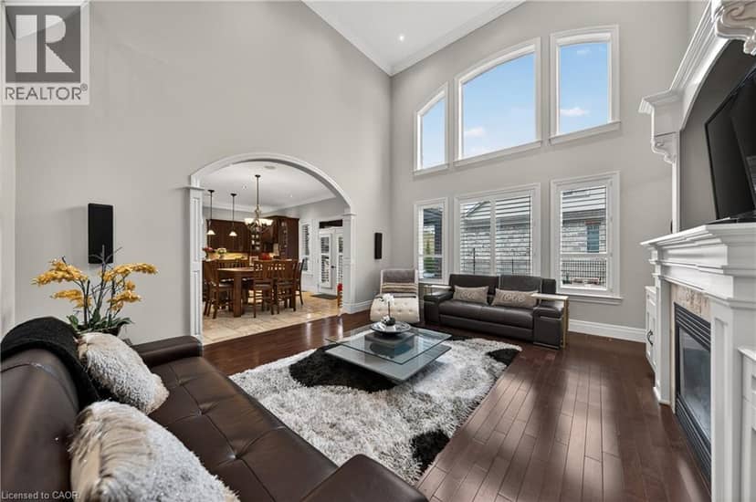 245 JOSEPH SCHOERG Crescent — photo 12 of 40