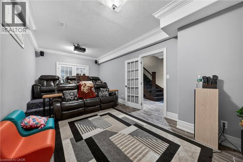 245 JOSEPH SCHOERG Crescent — photo 39 of 40
