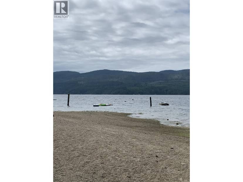 LOT 11 SECHELT INLET ROAD, Sechelt