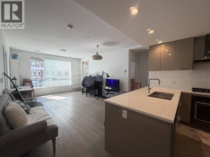417 3581 ROSS DRIVE, Vancouver, photo 4