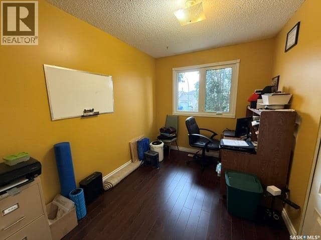 11 Banks CRESCENT — photo 13 of 27