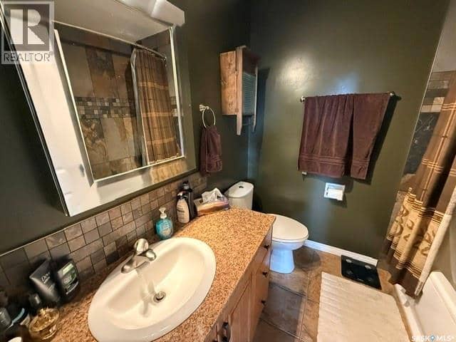 11 Banks CRESCENT — photo 14 of 27