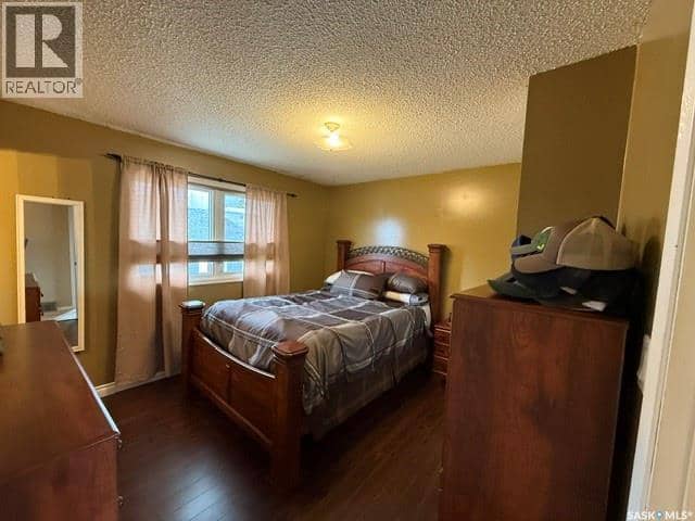 11 Banks CRESCENT — photo 17 of 27