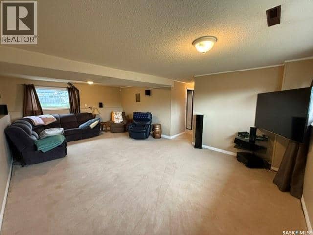 11 Banks CRESCENT — photo 23 of 27
