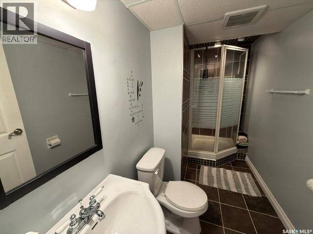 11 Banks CRESCENT — photo 24 of 27
