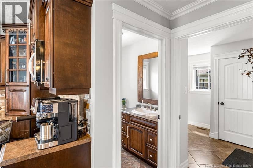 103 Bonaventure Street — photo 17 of 40