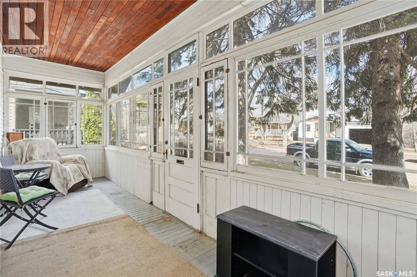 1150 3rd AVENUE NE — photo 3 of 40