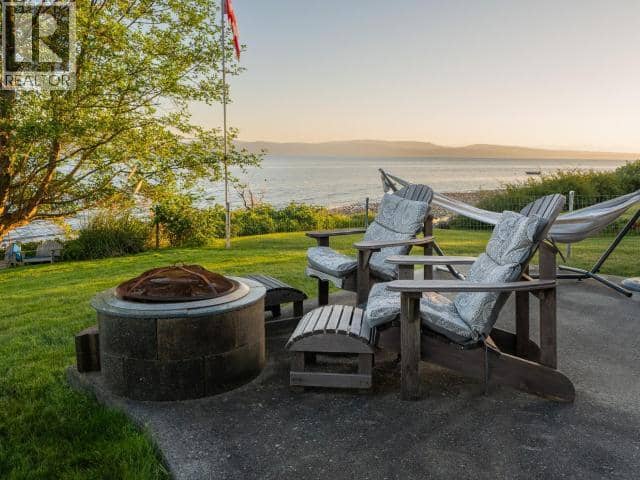 8745 PATRICIA ROAD, Powell River, photo 5