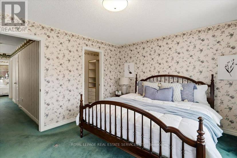 4 - 30 Laguna Parkway — photo 32 of 40