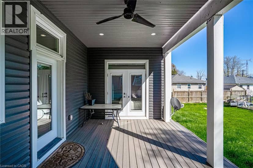 18 WALTER Street — photo 35 of 40