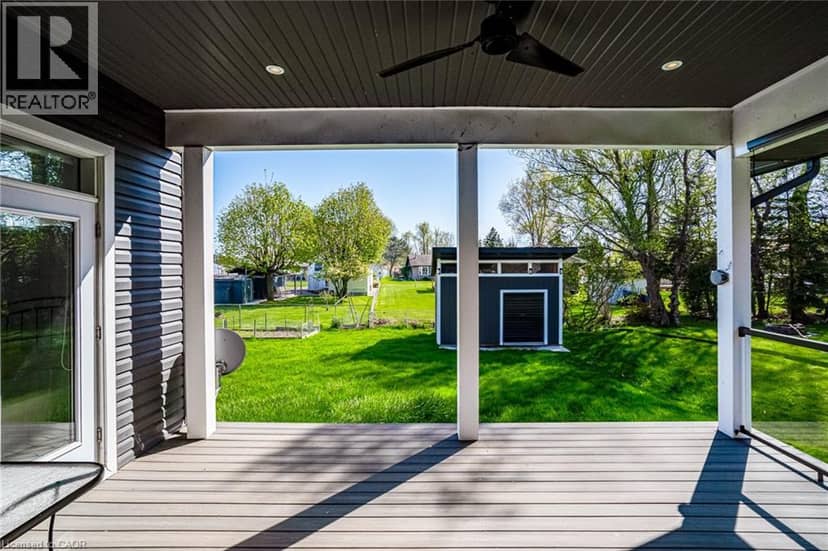 18 WALTER Street — photo 36 of 40