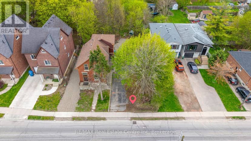 121 Elizabeth Street — photo 2 of 21