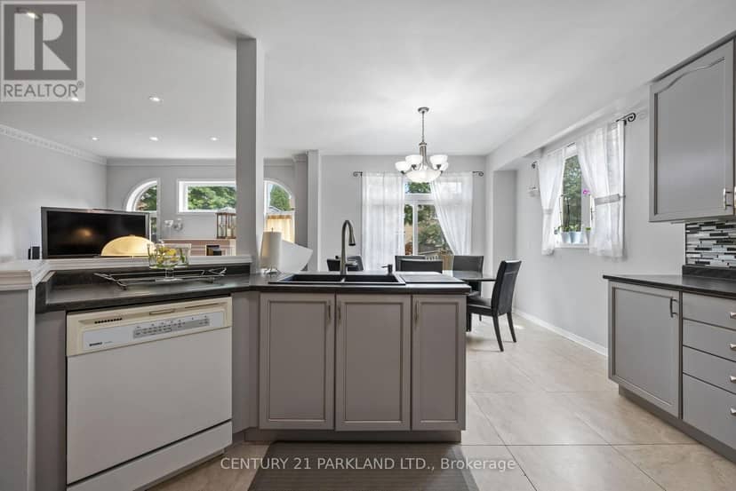 40 Lady Fern Drive — photo 16 of 40