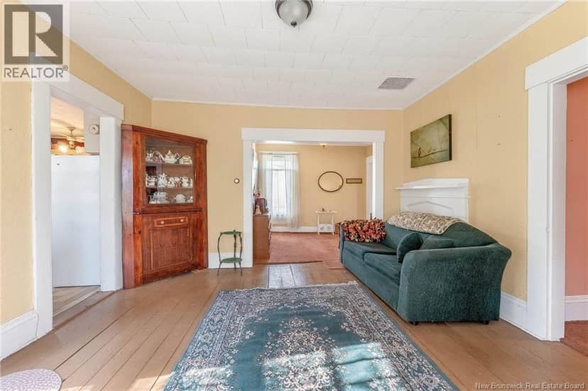 5 Pinewood Street — photo 24 of 40