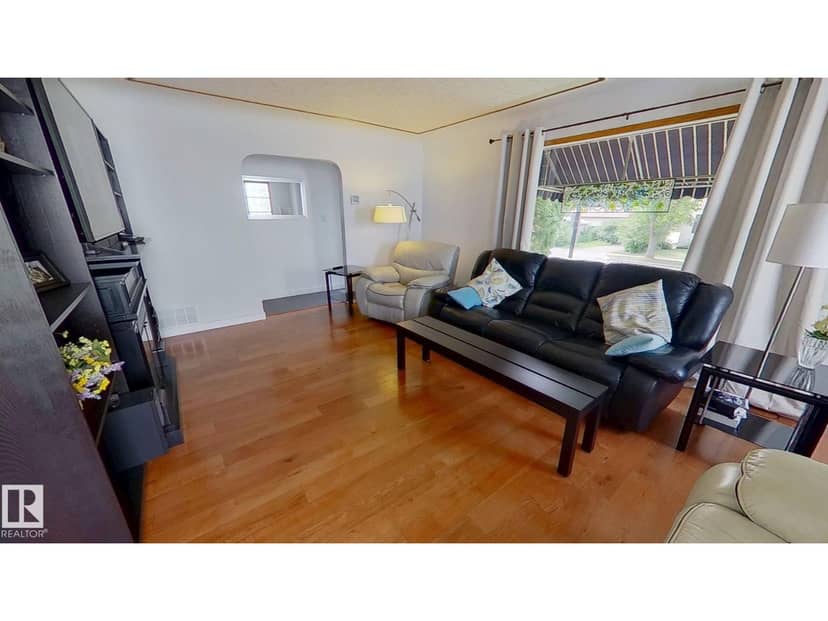 13908 117 AV NW, Edmonton, photo 3