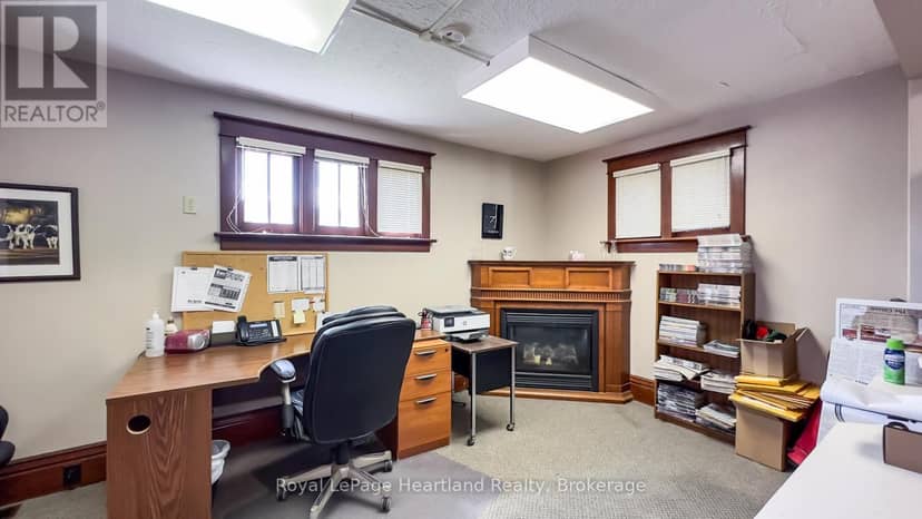 401 Queen Street — photo 27 of 40