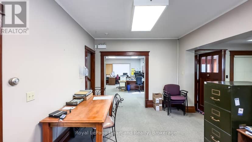 401 Queen Street — photo 31 of 40
