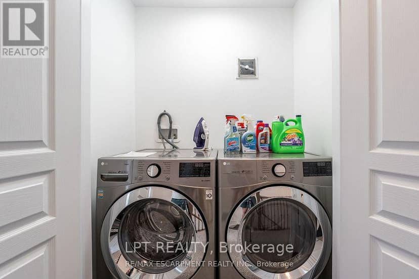 16 Place Polonaise Drive — photo 7 of 25